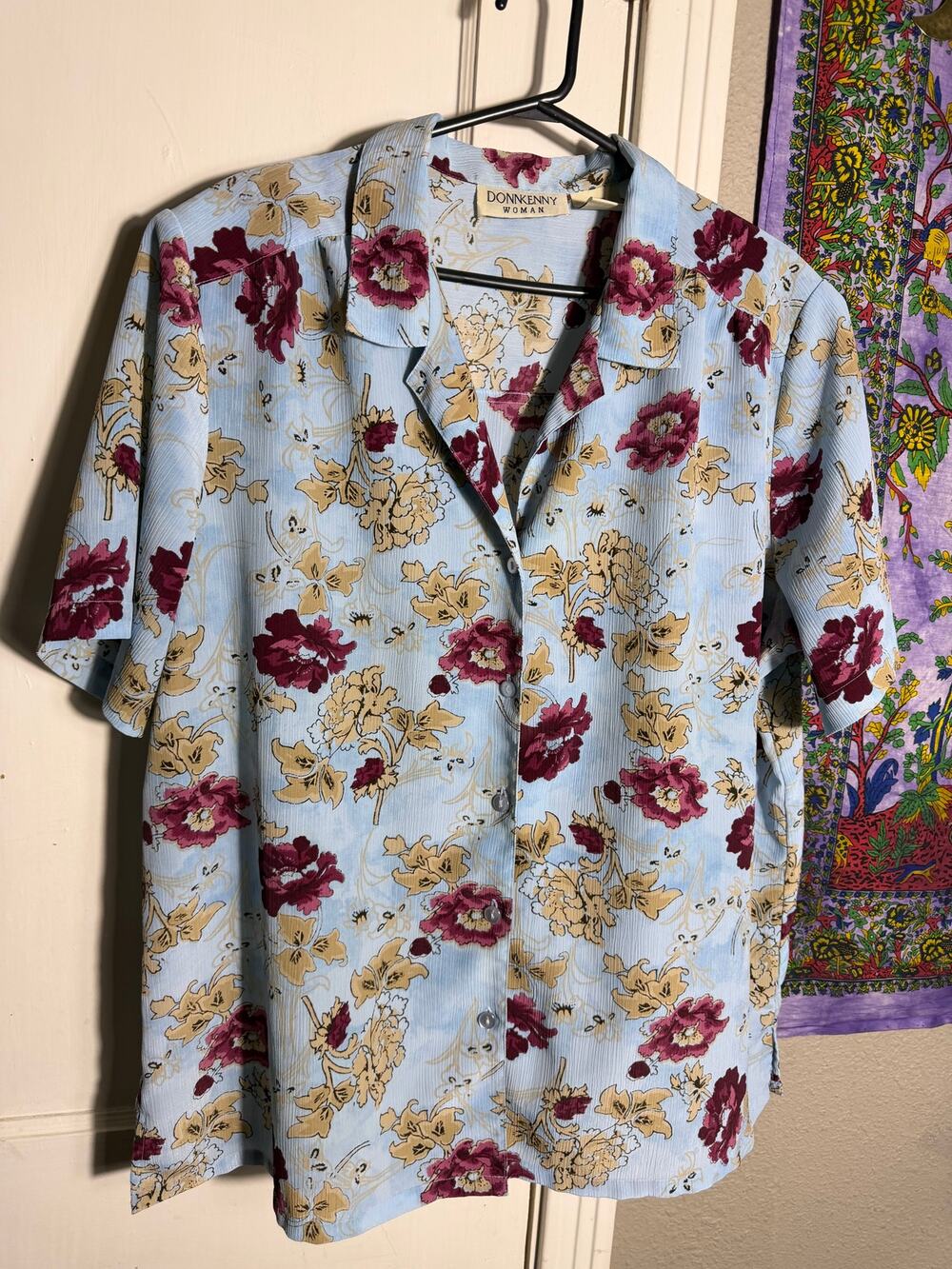 Donkenny Woman 2X Floral Button Shirt Blue Burgundy Short Sleeve Plus Size